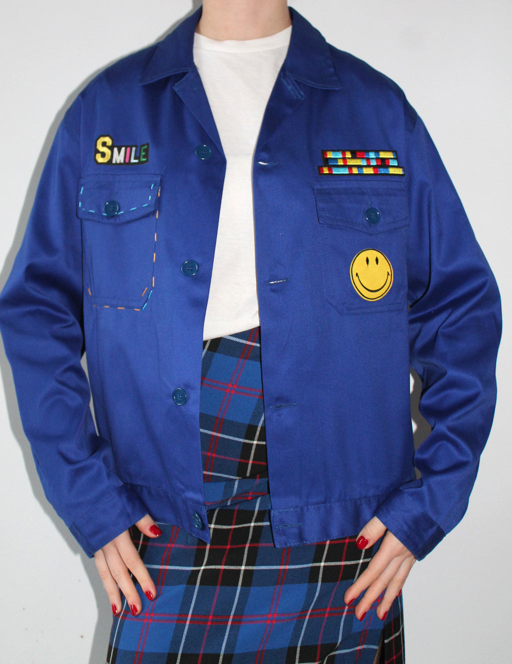 Smiley femme bleu de travail