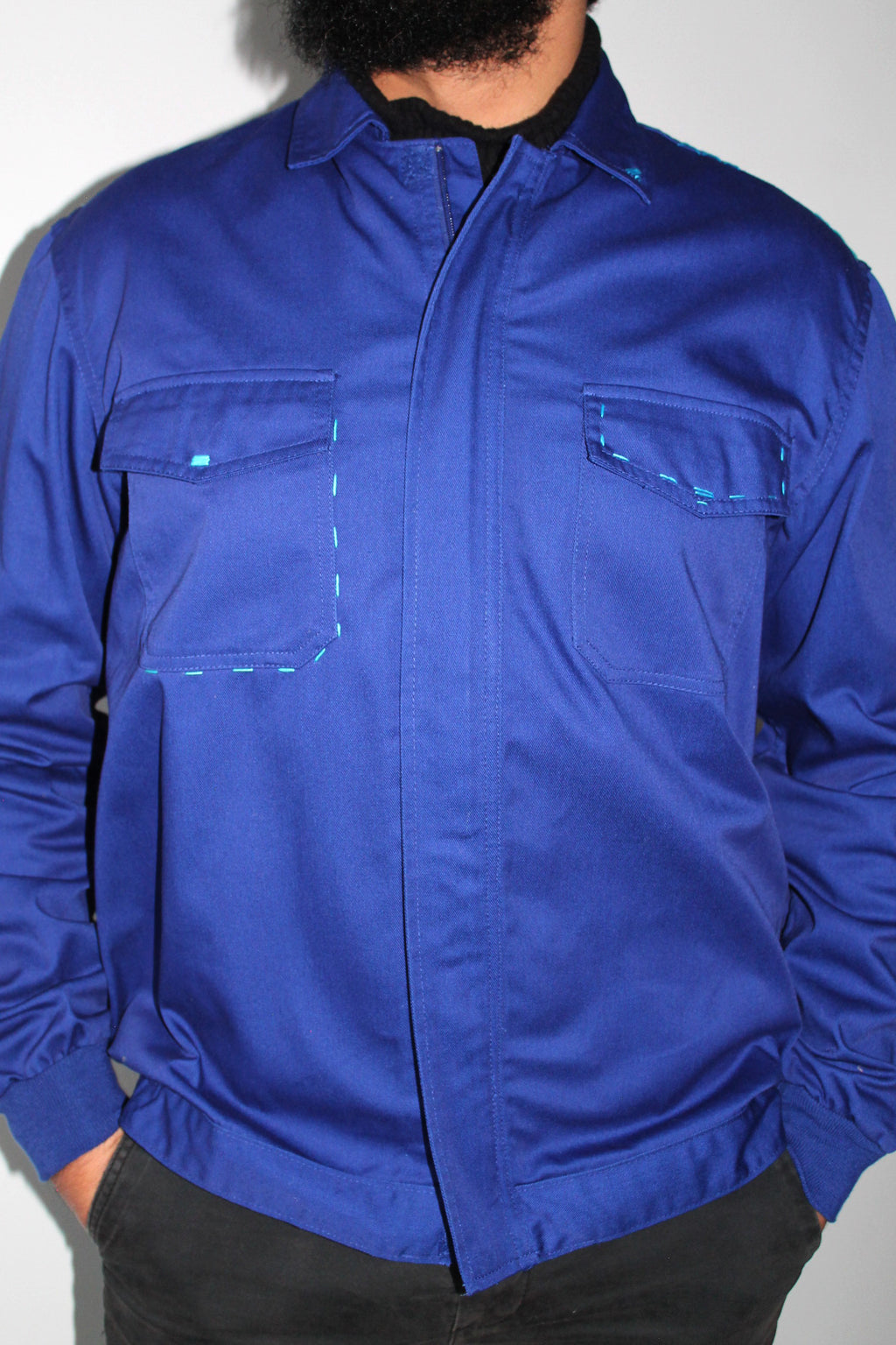 Tigre boxeur bleu de travail