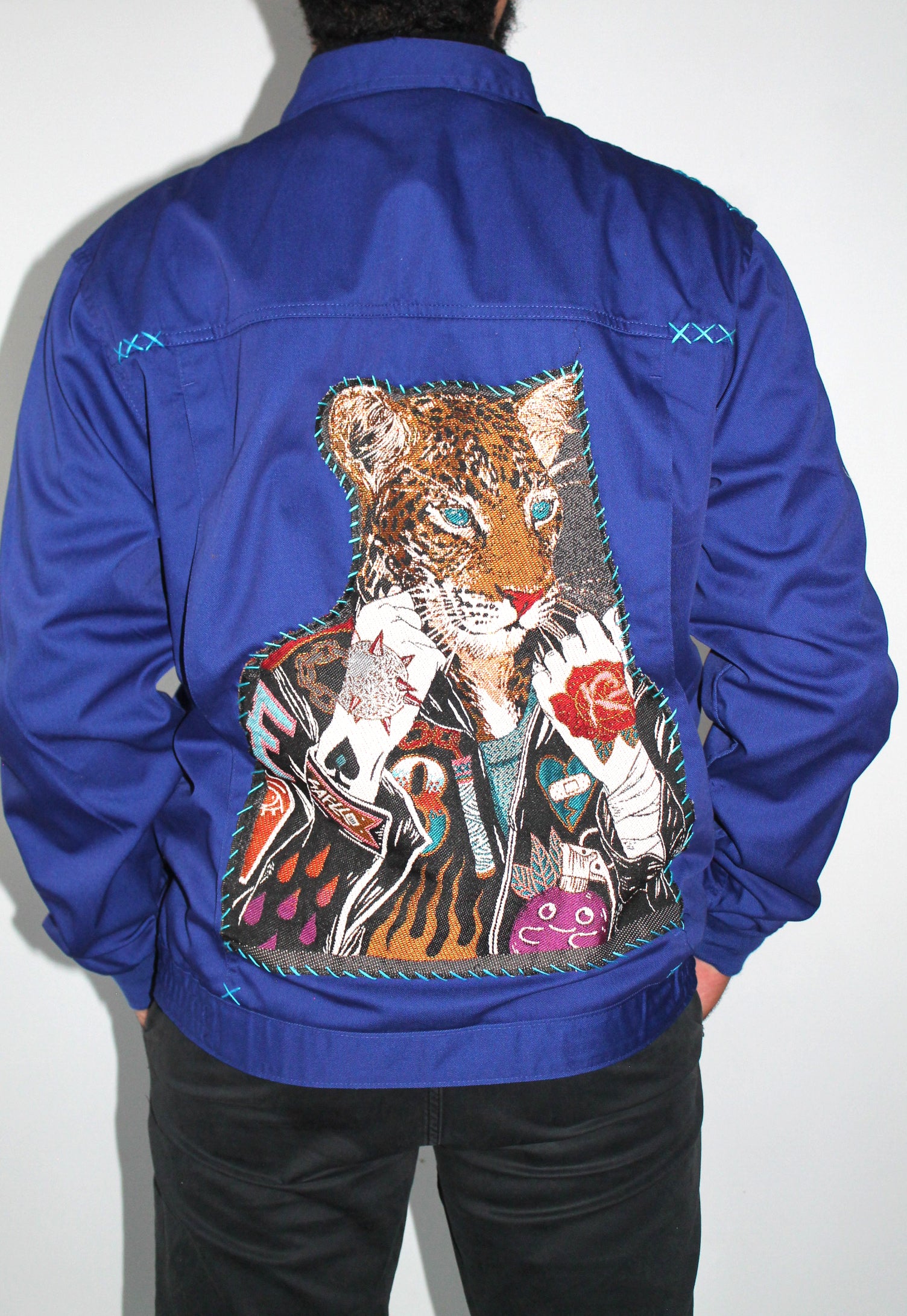 Tigre boxeur bleu de travail