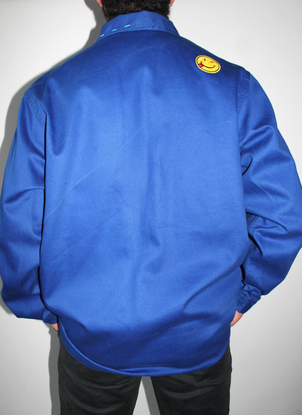 Smiley homme bleu de travail