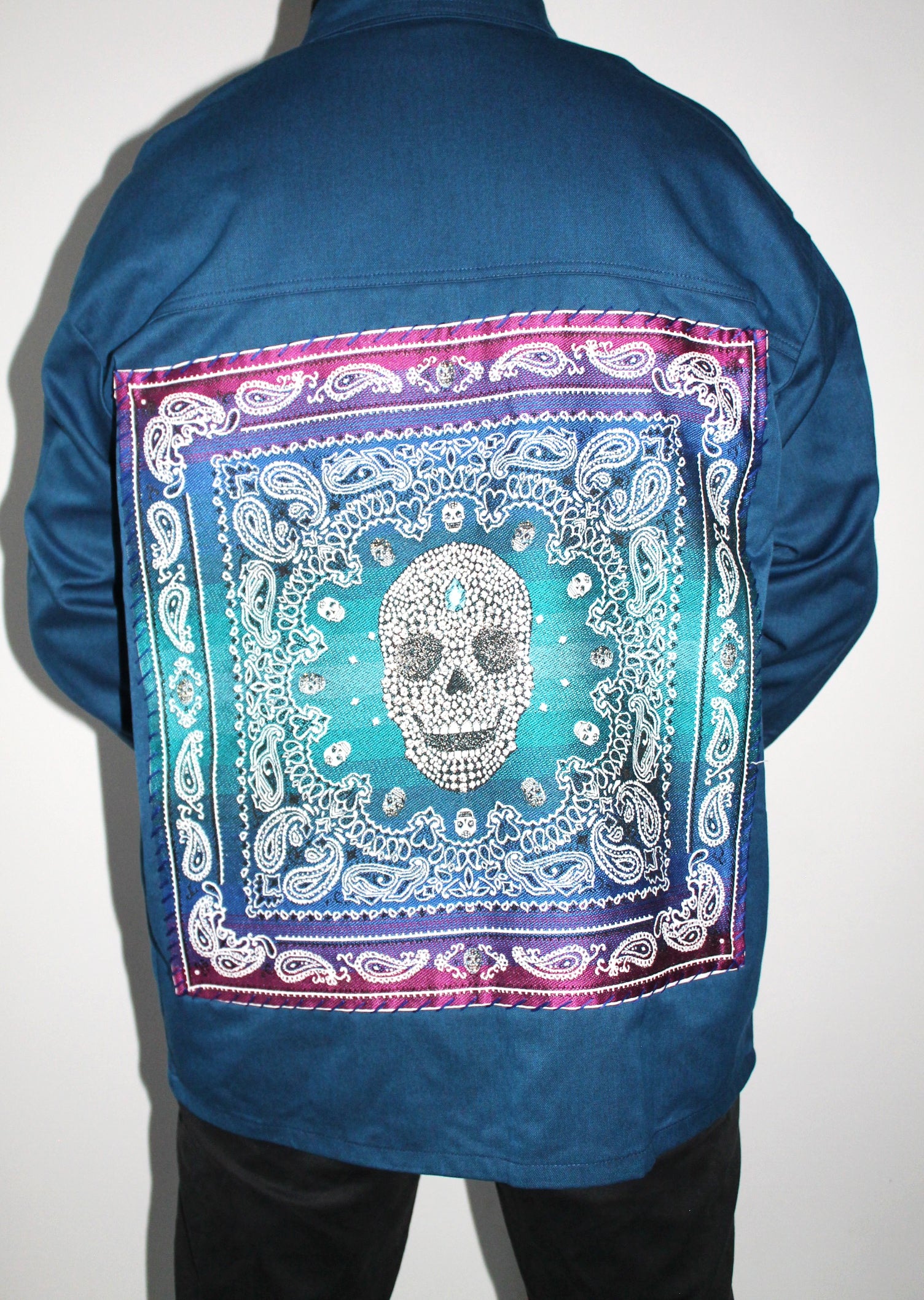 Mandala bleu de travail